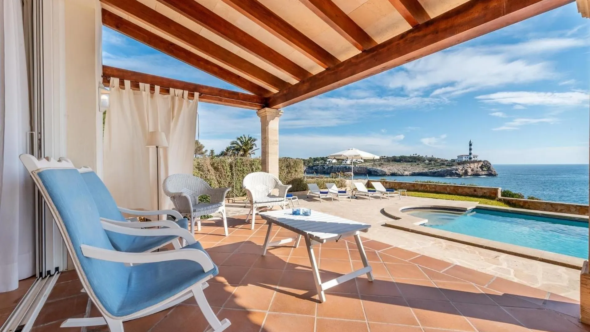 Ferienhaus Mit Privatpool Fuer 9 Personen Ca 340 Qm In Portocolom, Mallorca Suedostkueste Von Mallorca Puerto Colom Semesterbostad